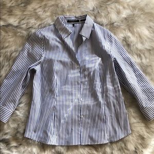 Jones New York button shirt!!